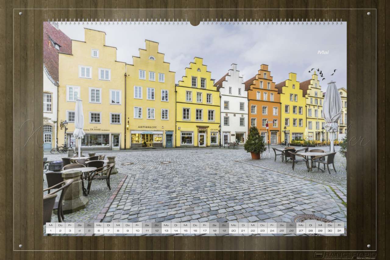Die Giebelhäuschen der Altstadt - Monat September: Wandkalender Osnabrück 2024 in Fineart