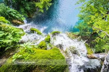 Mural - Plitvice Lakes waterfall with azure blue water